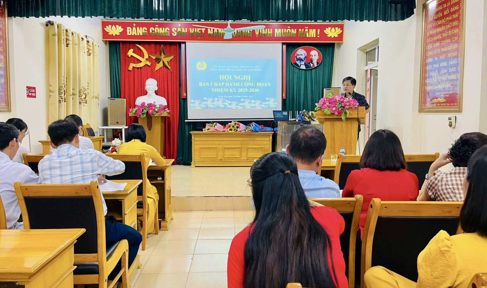 HỘI NGHỊ BAN CHẤP HÀNH CÔNG ĐOÀN TRUNG TÂM Y TẾ KIM ĐỘNG LẦN THỨ XV, NHIỆM KỲ 2025-2030